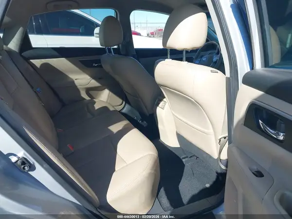 1N4AL3AP3HC142691 2017 NISSAN ALTIMA - Image 8