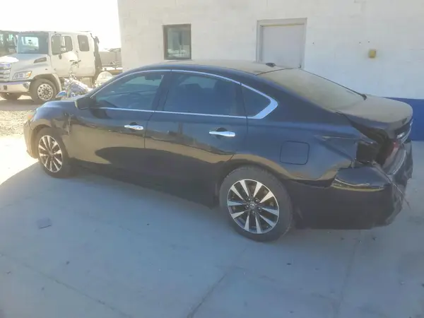 1N4AL3AP3HC146787 2017 NISSAN ALTIMA - Image 2