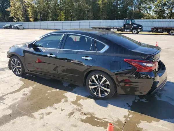 1N4AL3AP3HC148717 2017 NISSAN ALTIMA - Image 2