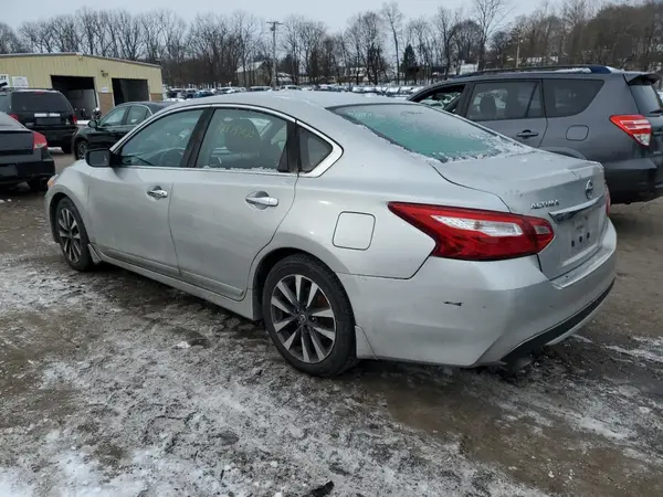 1N4AL3AP3HC149821 2017 NISSAN ALTIMA - Image 2
