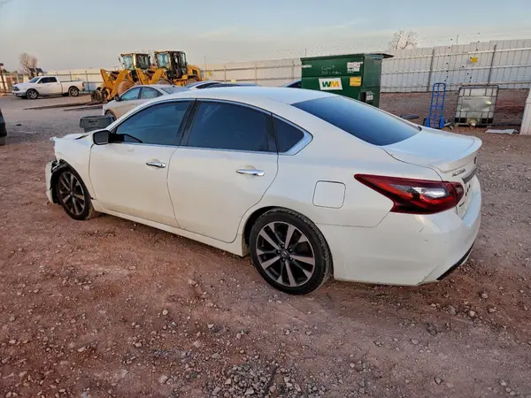 1N4AL3AP3HC153531 2017 NISSAN ALTIMA - Image 2