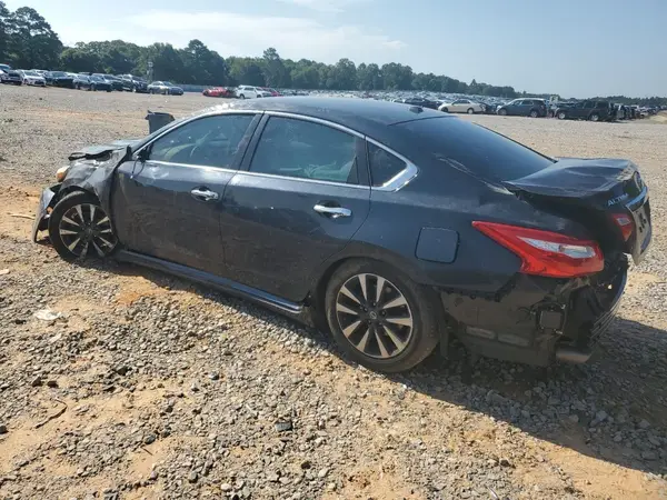 1N4AL3AP3HC157756 2017 NISSAN ALTIMA - Image 2