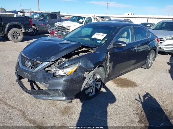 1N4AL3AP3HC158874 2017 NISSAN ALTIMA - Image 2