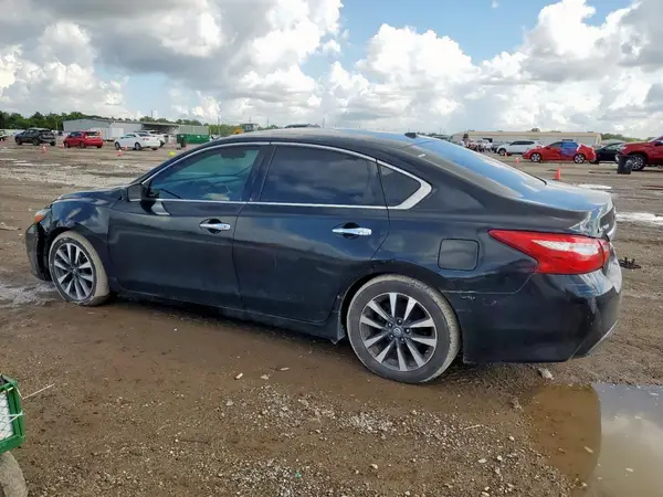 1N4AL3AP3HC159068 2017 NISSAN ALTIMA - Image 2