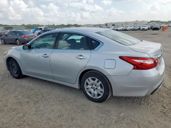 1N4AL3AP3HC161371 2017 NISSAN ALTIMA - Image 2