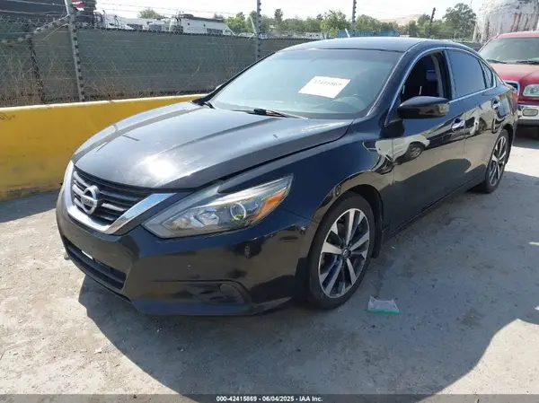 1N4AL3AP3HC164982 2017 NISSAN ALTIMA - Image 2