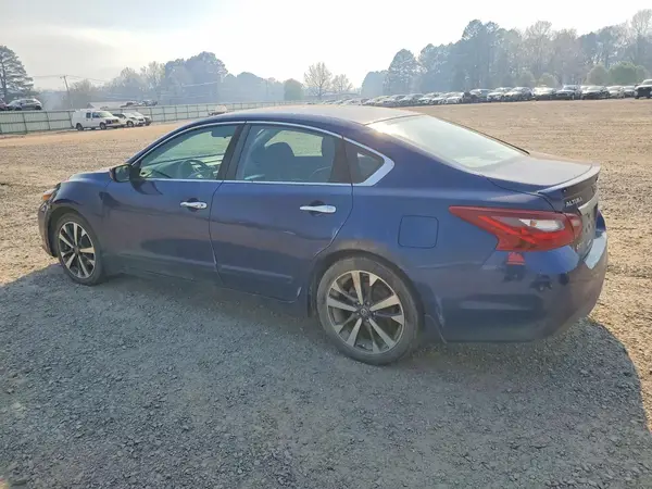 1N4AL3AP3HC165159 2017 NISSAN ALTIMA - Image 2