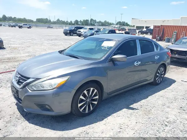 1N4AL3AP3HC165307 2017 NISSAN ALTIMA - Image 2