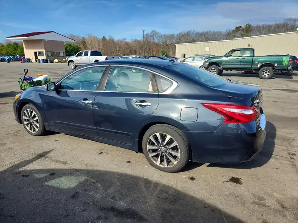 1N4AL3AP3HC165758 2017 NISSAN ALTIMA - Image 2