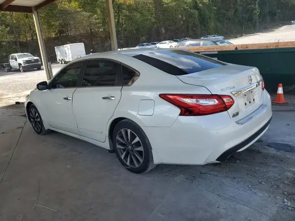 1N4AL3AP3HC168403 2017 NISSAN ALTIMA - Image 2