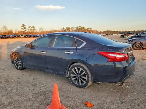 1N4AL3AP3HC168577 2017 NISSAN ALTIMA - Image 2