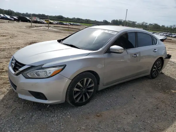1N4AL3AP3HC169101 2017 NISSAN ALTIMA - Image 1