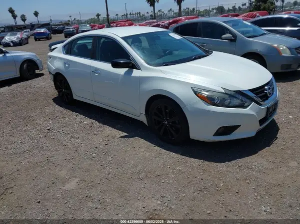 1N4AL3AP3HC169177 2017 NISSAN ALTIMA - Image 1