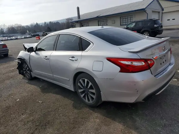 1N4AL3AP3HC171978 2017 NISSAN ALTIMA - Image 2