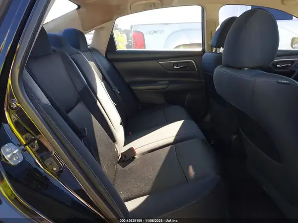 1N4AL3AP3HC172502 2017 NISSAN ALTIMA - Image 8