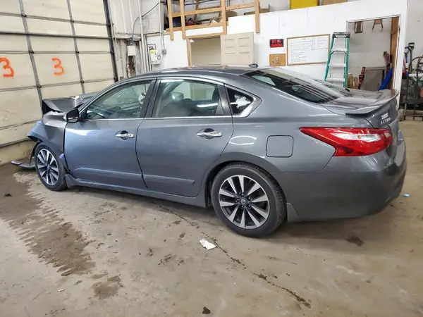 1N4AL3AP3HC174203 2017 NISSAN ALTIMA - Image 2