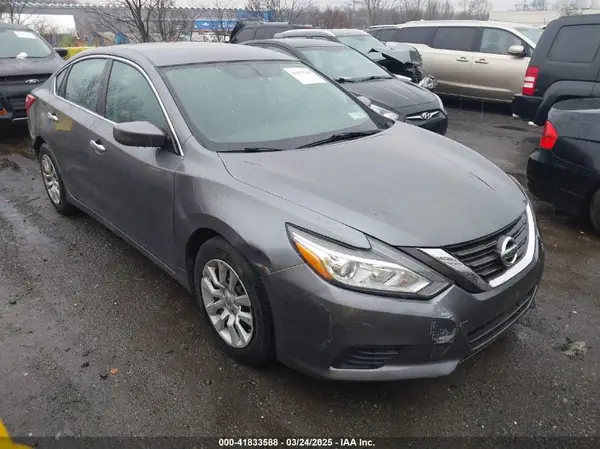 1N4AL3AP3HC175674 2017 NISSAN ALTIMA - Image 1
