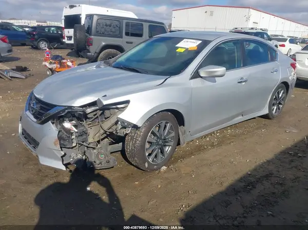 1N4AL3AP3HC177862 2017 NISSAN ALTIMA - Image 2