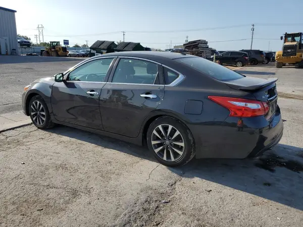 1N4AL3AP3HC180079 2017 NISSAN ALTIMA - Image 2