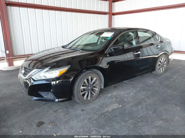 1N4AL3AP3HC183211 2017 NISSAN ALTIMA - Image 2