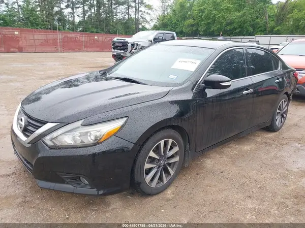 1N4AL3AP3HC183273 2017 NISSAN ALTIMA - Image 2