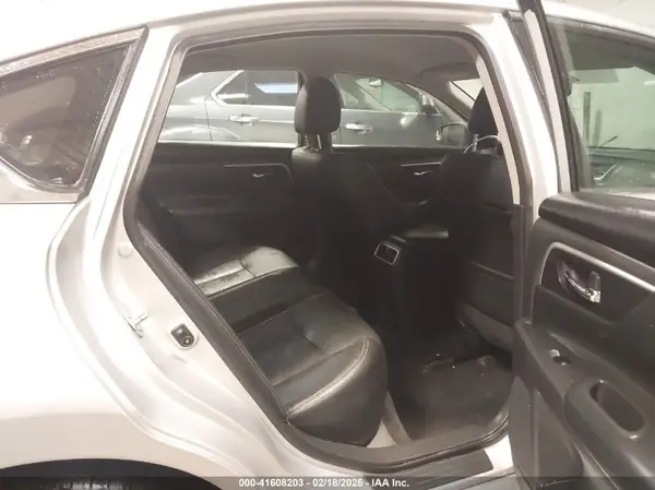 1N4AL3AP3HC183631 2017 NISSAN ALTIMA - Image 8