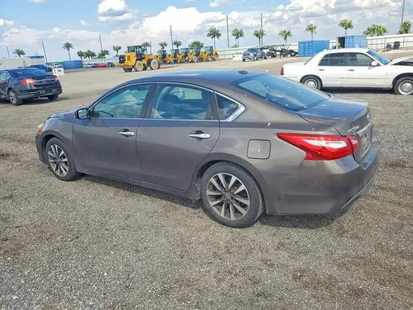 1N4AL3AP3HC185850 2017 NISSAN ALTIMA - Image 2