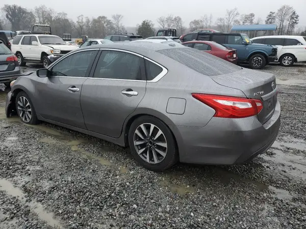1N4AL3AP3HC192572 2017 NISSAN ALTIMA - Image 2