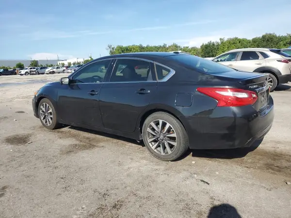 1N4AL3AP3HC195424 2017 NISSAN ALTIMA - Image 2