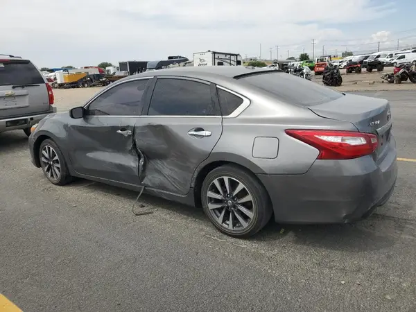 1N4AL3AP3HC195505 2017 NISSAN ALTIMA - Image 2