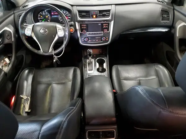 1N4AL3AP3HC195861 2017 NISSAN ALTIMA - Image 4