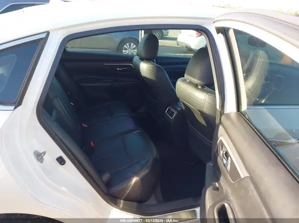 1N4AL3AP3HC195889 2017 NISSAN ALTIMA - Image 8