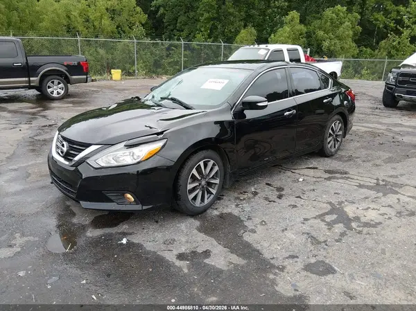 1N4AL3AP3HC196394 2017 NISSAN ALTIMA - Image 2