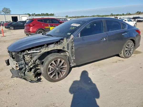 1N4AL3AP3HC199778 2017 NISSAN ALTIMA - Image 1