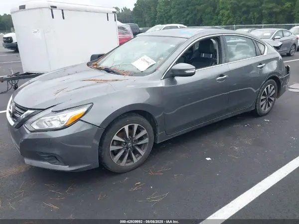 1N4AL3AP3HC200654 2017 NISSAN ALTIMA - Image 2