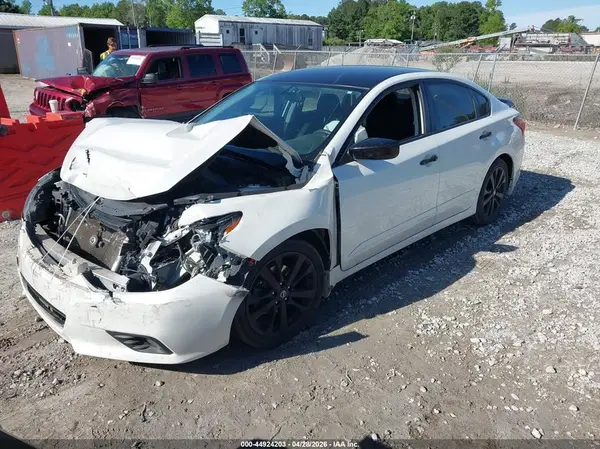 1N4AL3AP3HC202064 2017 NISSAN ALTIMA - Image 2