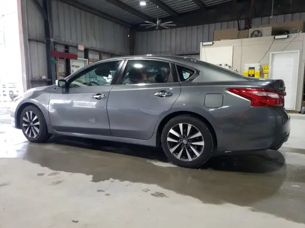 1N4AL3AP3HC203909 2017 NISSAN ALTIMA - Image 2