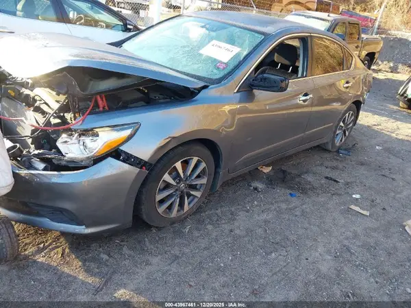 1N4AL3AP3HC205112 2017 NISSAN ALTIMA - Image 2