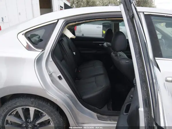 1N4AL3AP3HC208995 2017 NISSAN ALTIMA - Image 8