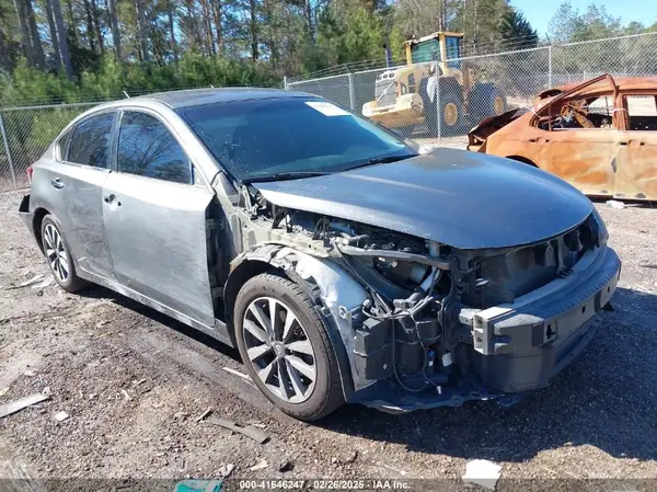 1N4AL3AP3HC210486 2017 NISSAN ALTIMA - Image 1