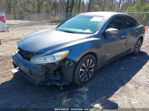 1N4AL3AP3HC210486 2017 NISSAN ALTIMA - Image 2