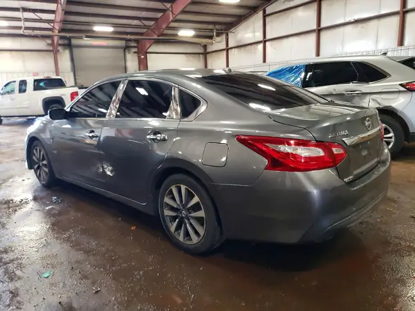 1N4AL3AP3HC210598 2017 NISSAN ALTIMA - Image 2