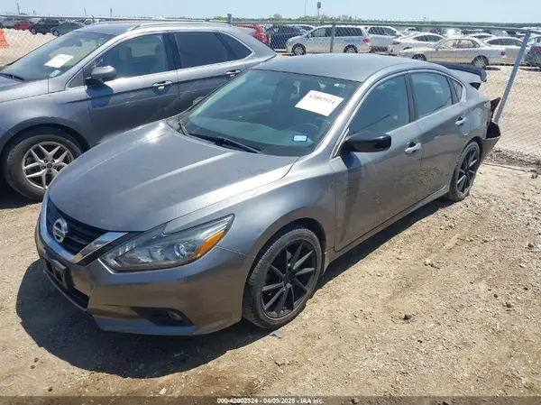 1N4AL3AP3HC214621 2017 NISSAN ALTIMA - Image 2