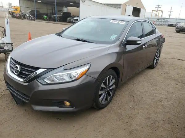 1N4AL3AP3HC215042 2017 NISSAN ALTIMA - Image 1