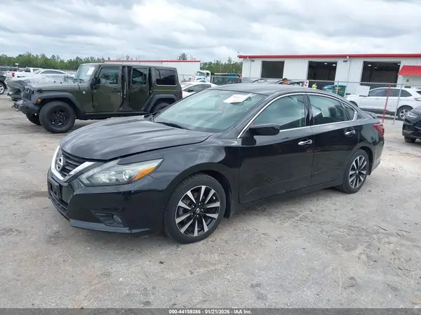 1N4AL3AP3HC215185 2017 NISSAN ALTIMA - Image 2