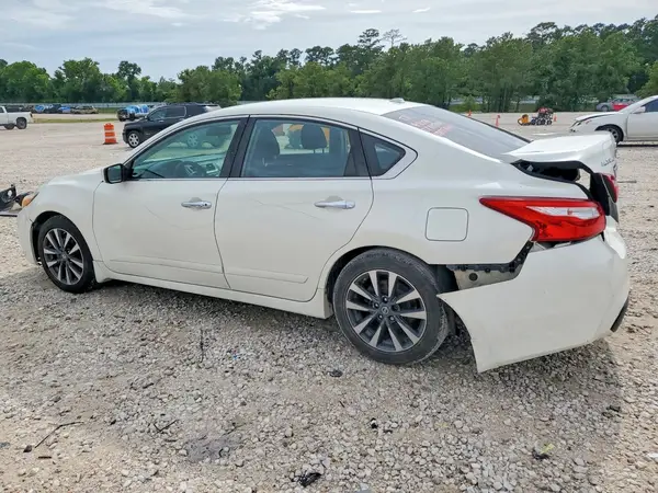 1N4AL3AP3HC215848 2017 NISSAN ALTIMA - Image 2