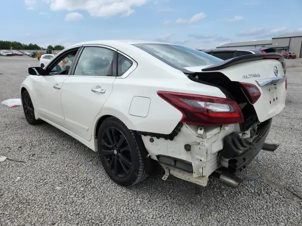 1N4AL3AP3HC216630 2017 NISSAN ALTIMA - Image 2