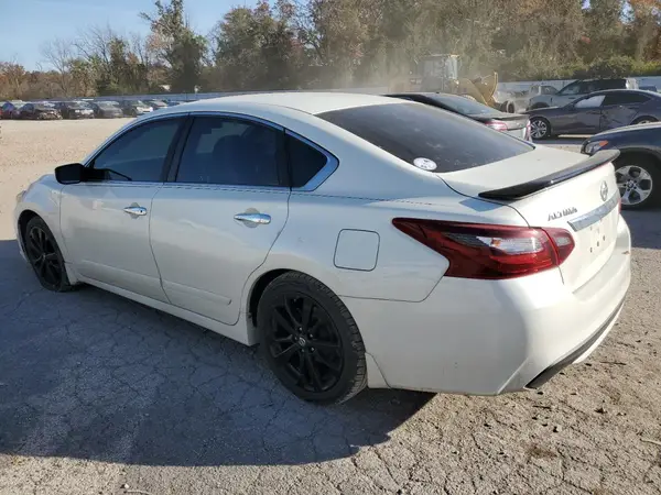 1N4AL3AP3HC217986 2017 NISSAN ALTIMA - Image 2
