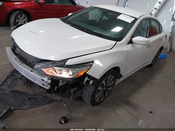 1N4AL3AP3HC218085 2017 NISSAN ALTIMA - Image 2