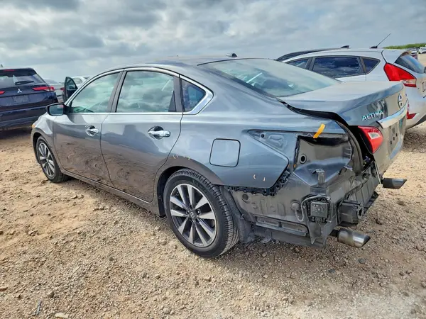 1N4AL3AP3HC218748 2017 NISSAN ALTIMA - Image 2